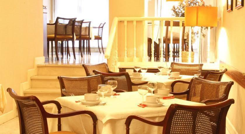 Monclus Hotel Palencia Exterior photo